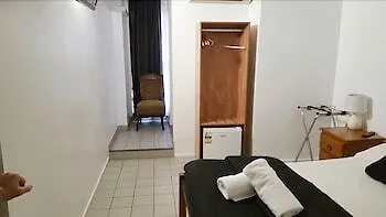 Airlie Waterfront Accomodation - Hostel Airlie Beach 2*,  Avustralya